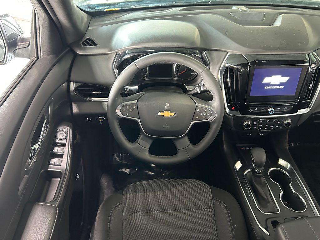 used 2023 Chevrolet Traverse car, priced at $26,991