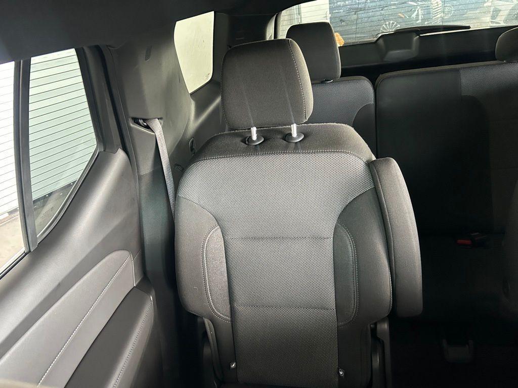 used 2023 Chevrolet Traverse car, priced at $26,991