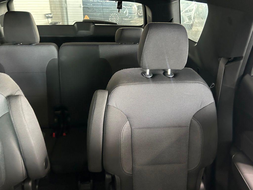 used 2023 Chevrolet Traverse car, priced at $26,991