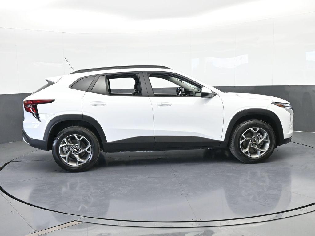 used 2025 Chevrolet Trax car, priced at $20,998