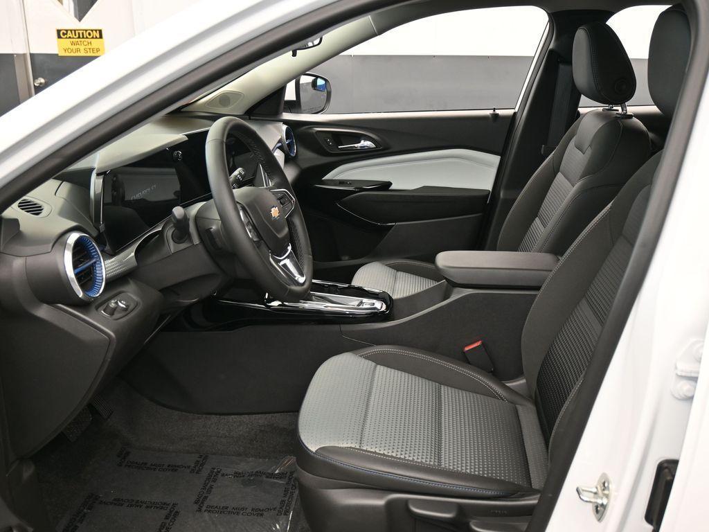 used 2025 Chevrolet Trax car, priced at $20,998