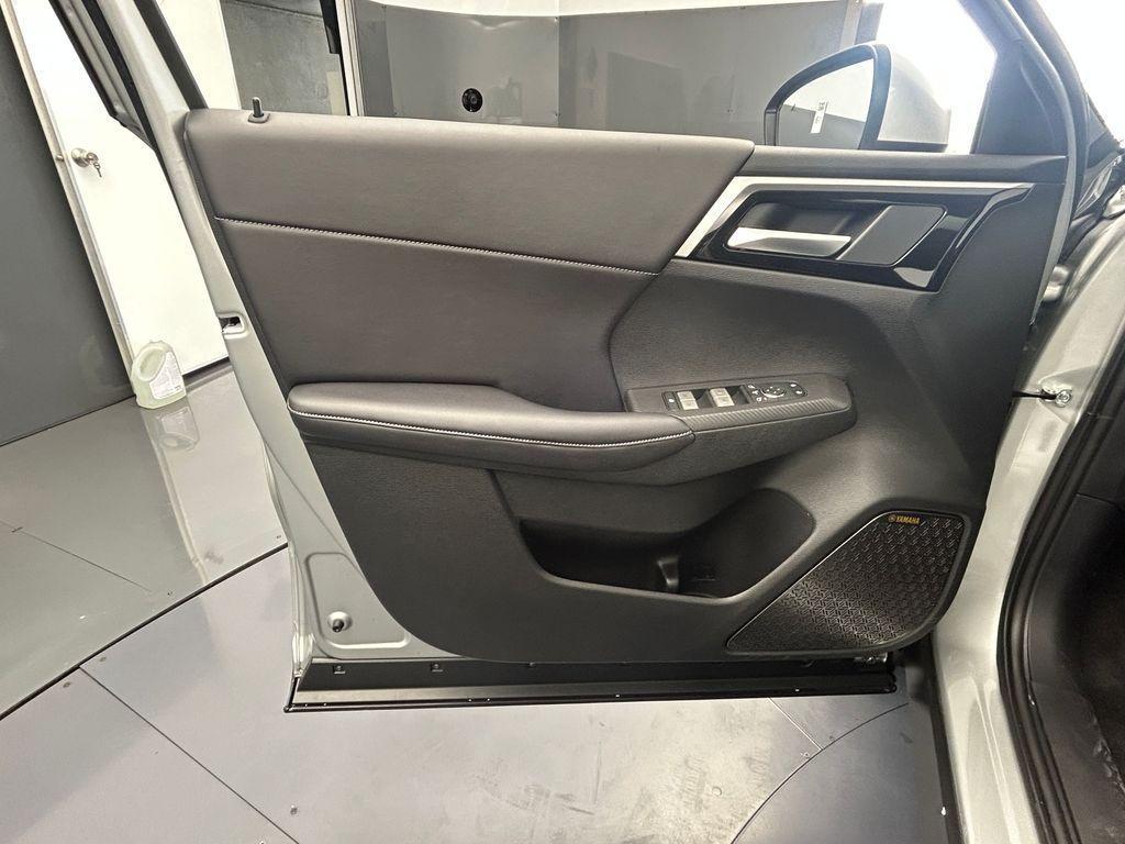 new 2026 Mitsubishi Outlander car, priced at $35,580