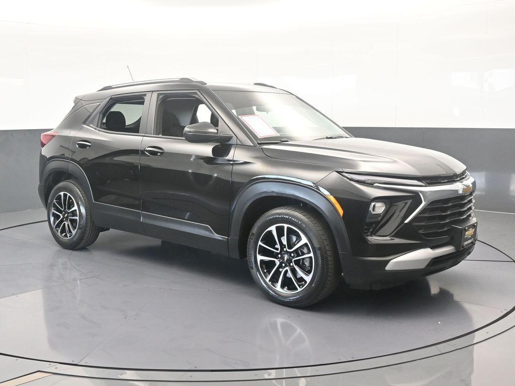 used 2024 Chevrolet TrailBlazer car, priced at $16,996