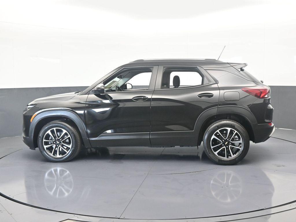 used 2024 Chevrolet TrailBlazer car, priced at $16,996