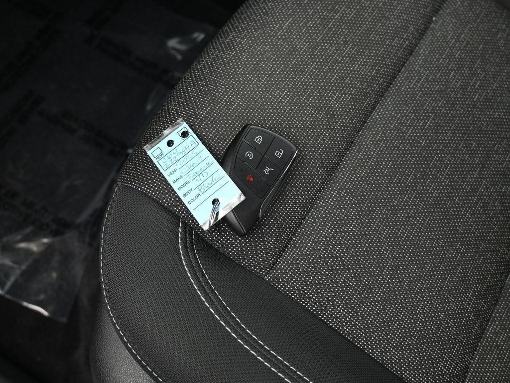 used 2025 Chevrolet Traverse car, priced at $31,660