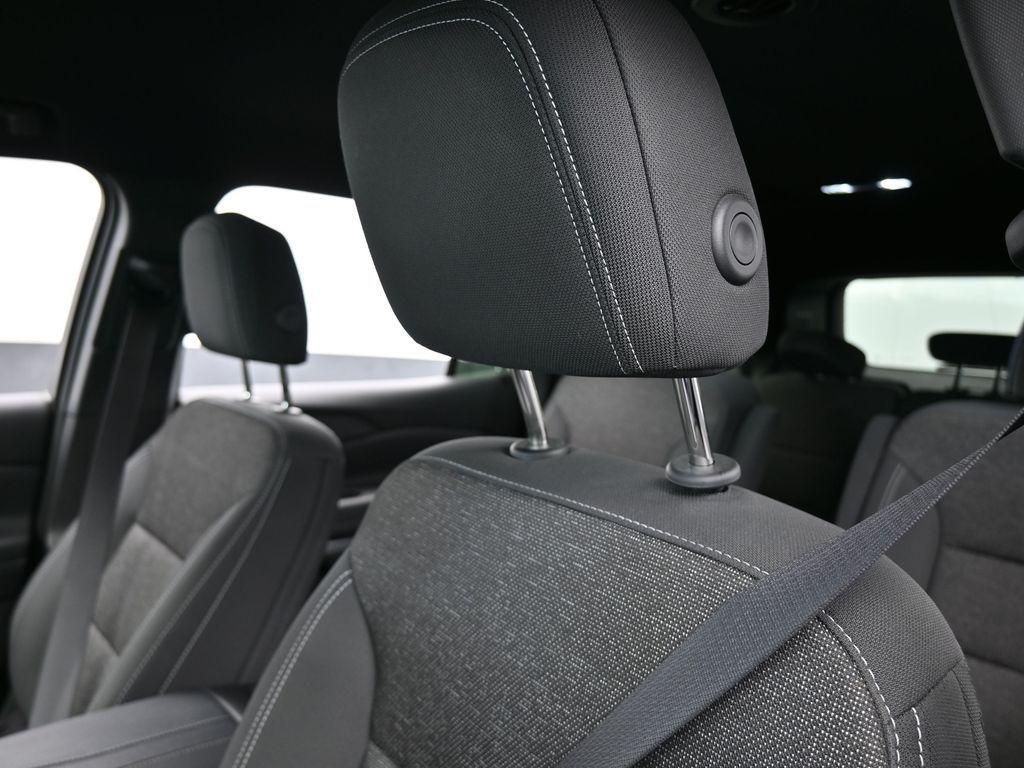 used 2025 Chevrolet Traverse car, priced at $31,660