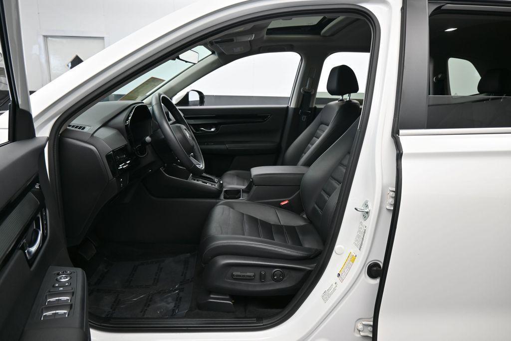 used 2024 Honda CR-V car, priced at $27,889