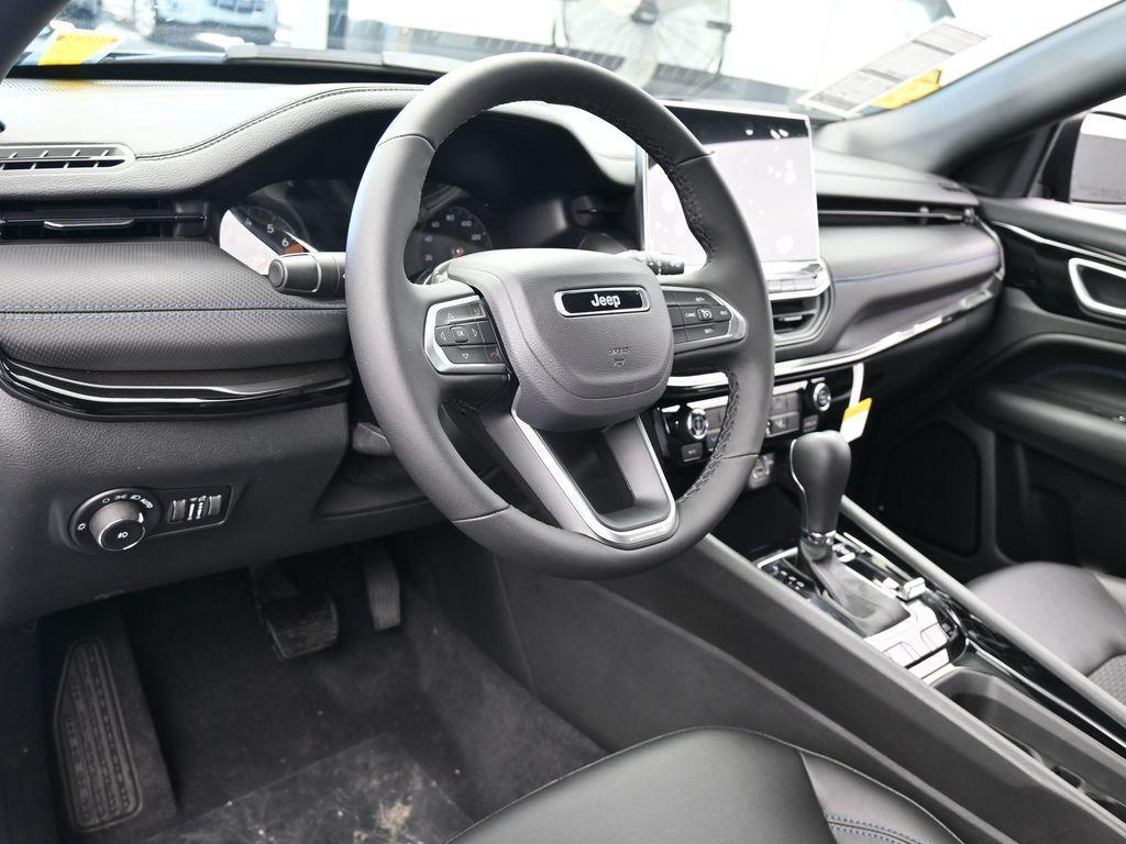 new 2026 Jeep Compass car, priced at $32,305