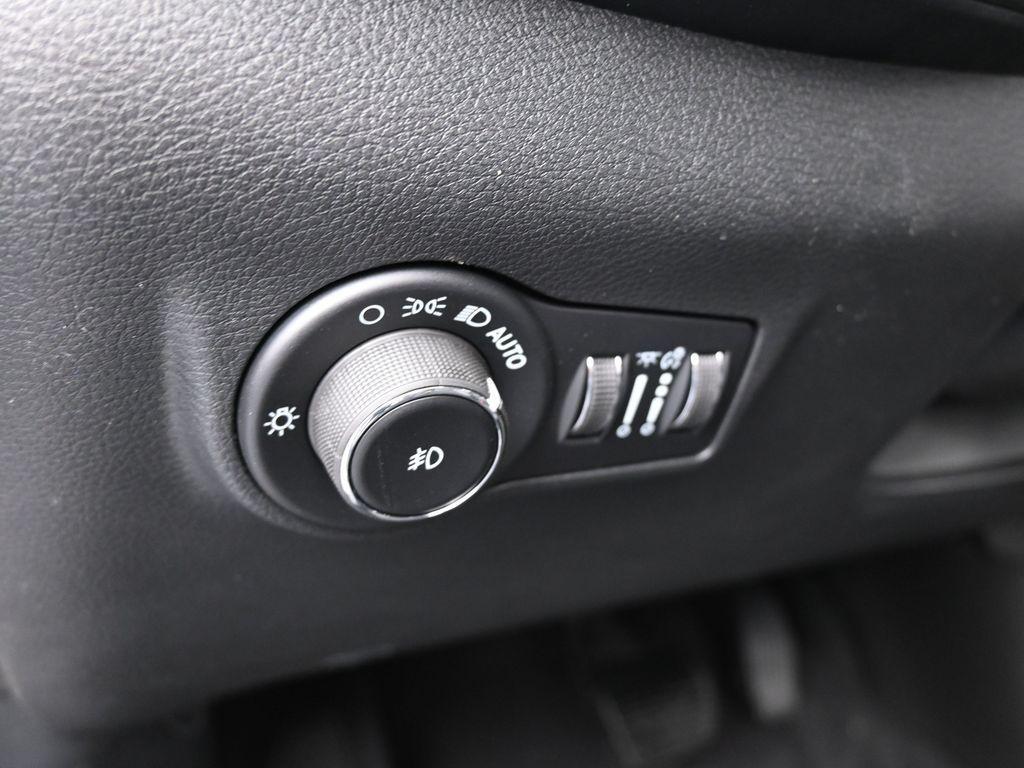 new 2026 Jeep Compass car, priced at $32,305