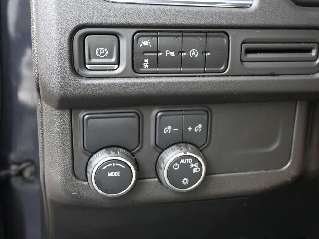 used 2023 Chevrolet Tahoe car, priced at $40,999