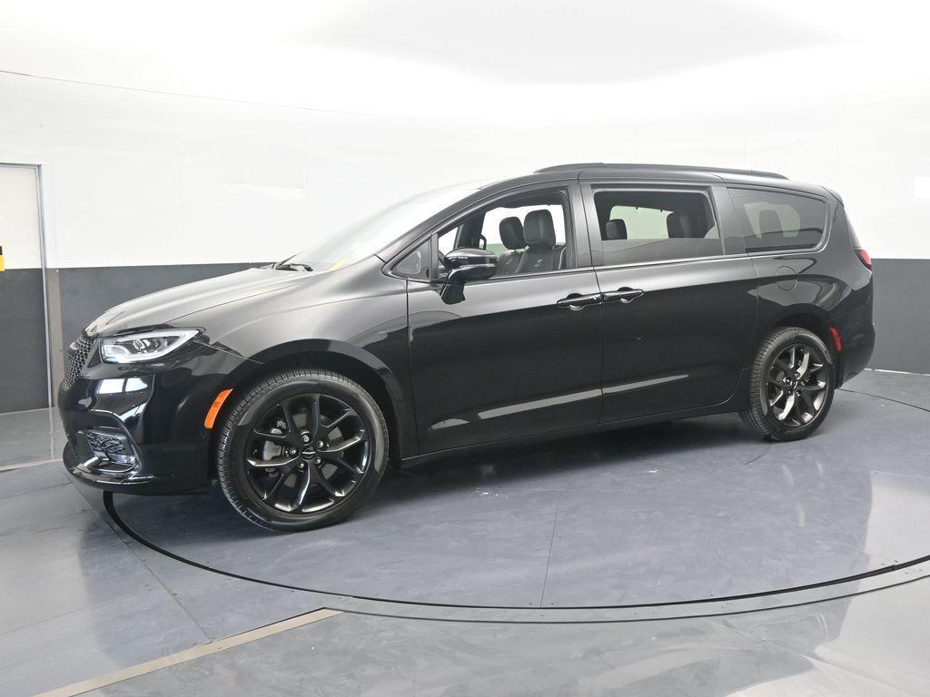 used 2024 Chrysler Pacifica car, priced at $43,849