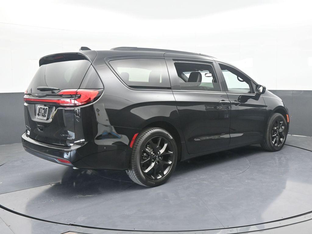 used 2024 Chrysler Pacifica car, priced at $43,849