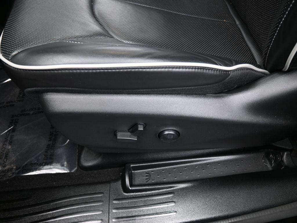 used 2024 Chrysler Pacifica car, priced at $43,849