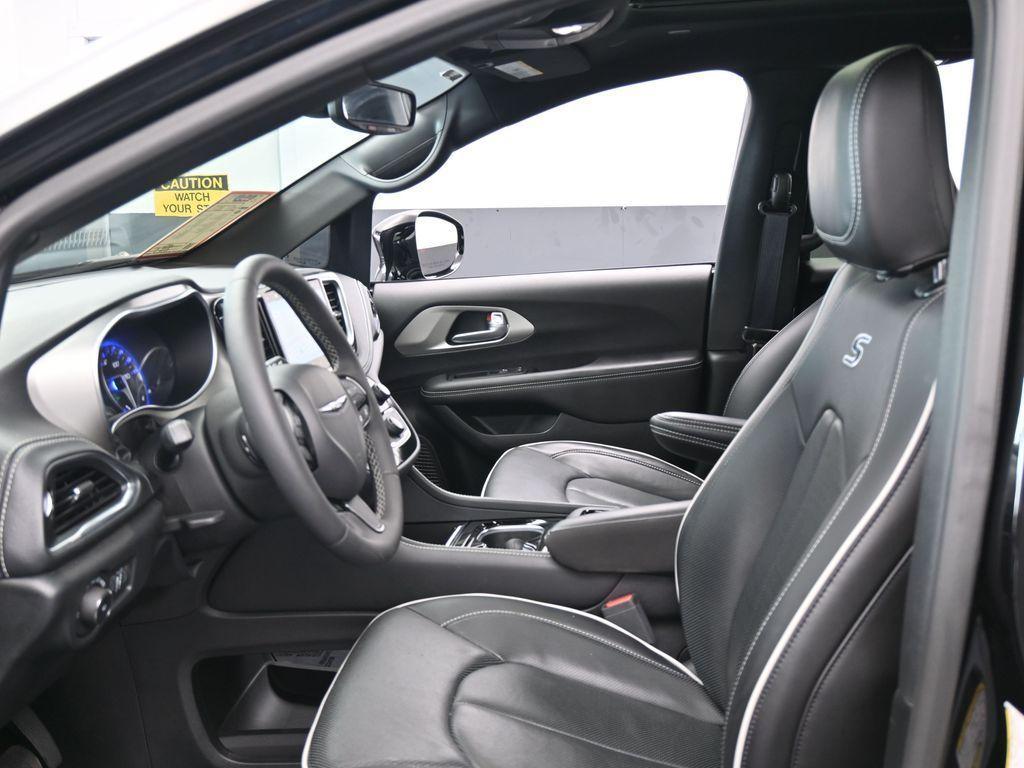 used 2024 Chrysler Pacifica car, priced at $43,849