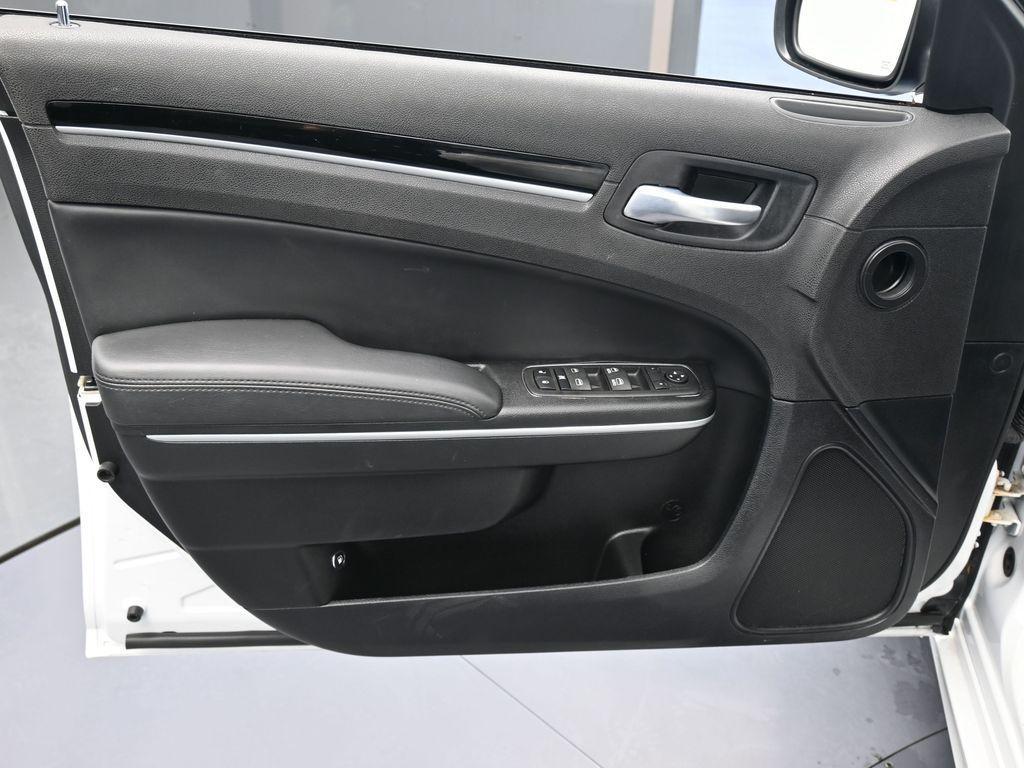 used 2023 Chrysler 300 car, priced at $29,995