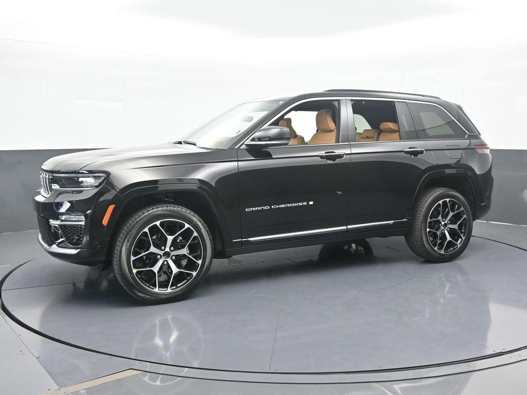 new 2025 Jeep Grand Cherokee car