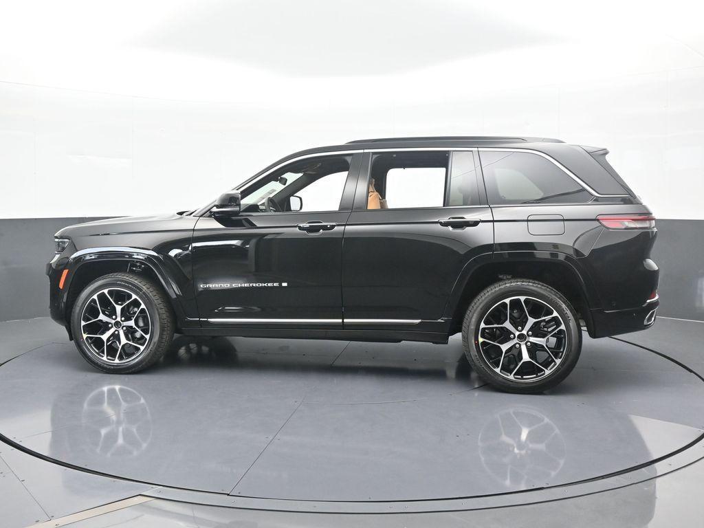 new 2025 Jeep Grand Cherokee car