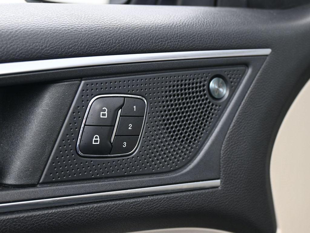 used 2022 Ford Edge car, priced at $18,277