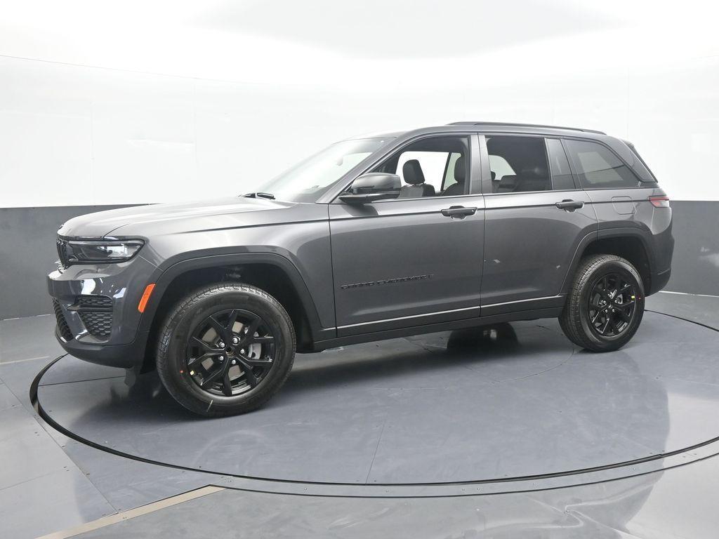 new 2025 Jeep Grand Cherokee car, priced at $32,781