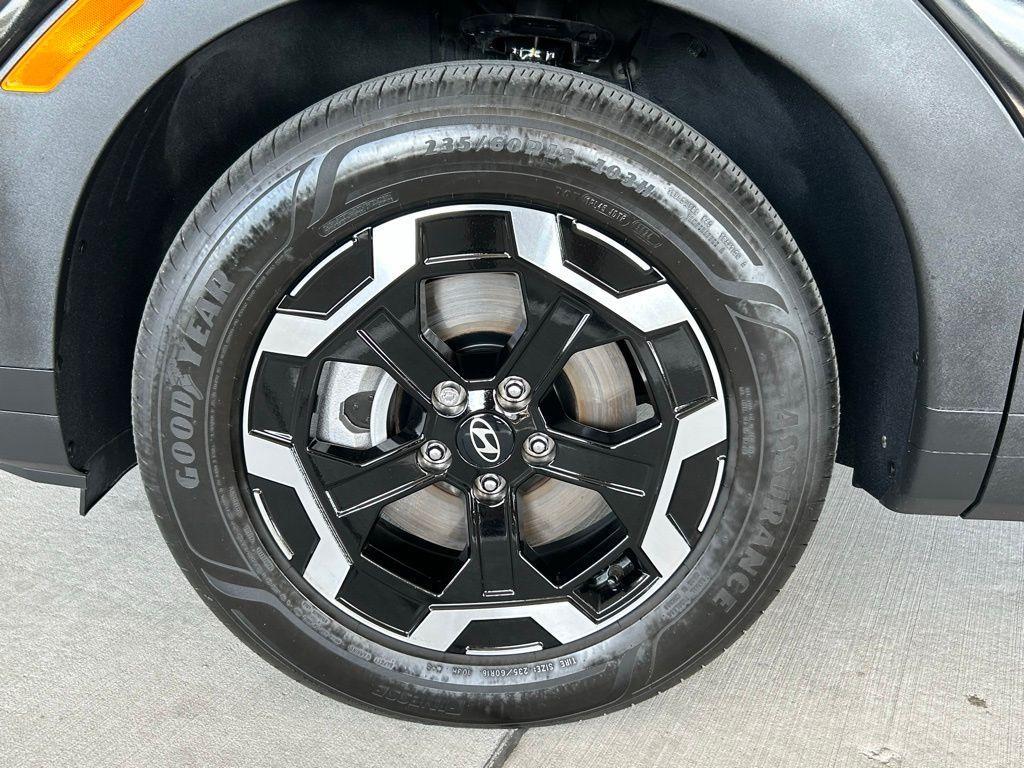 used 2025 Hyundai Santa Fe car, priced at $27,849