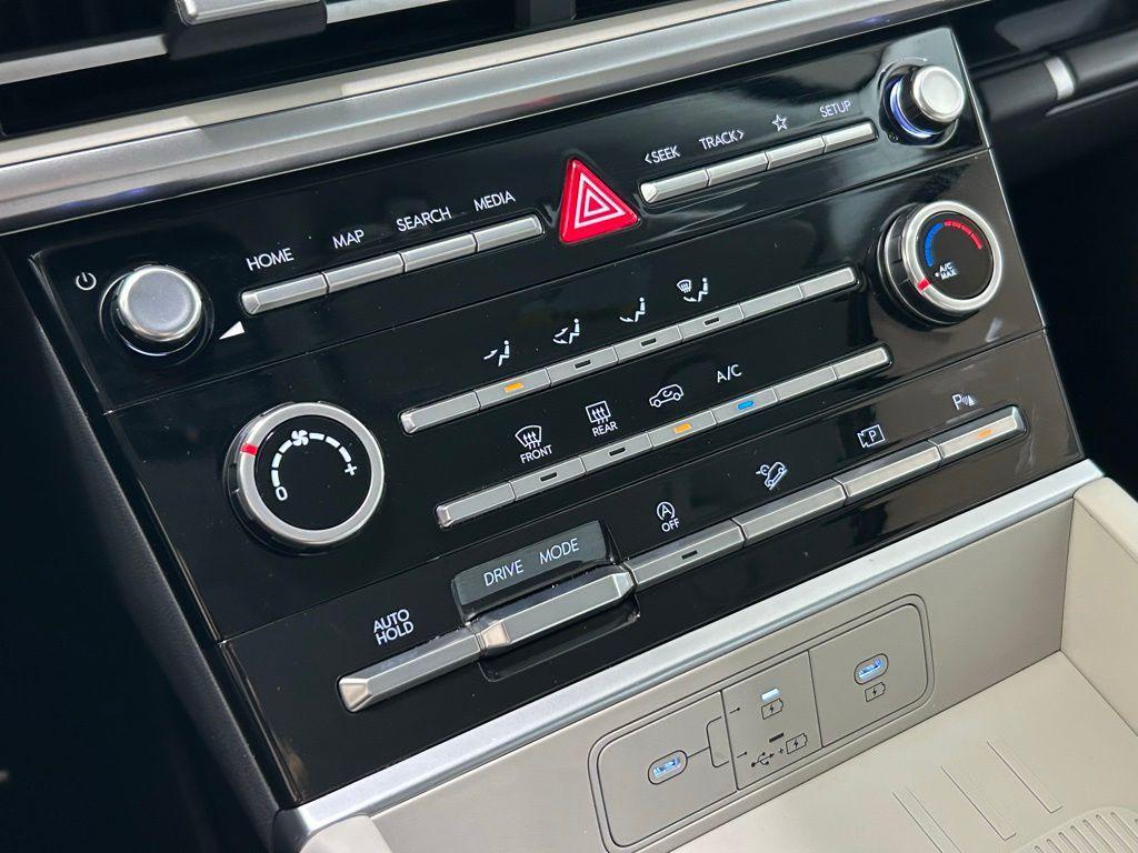 used 2025 Hyundai Santa Fe car, priced at $27,849