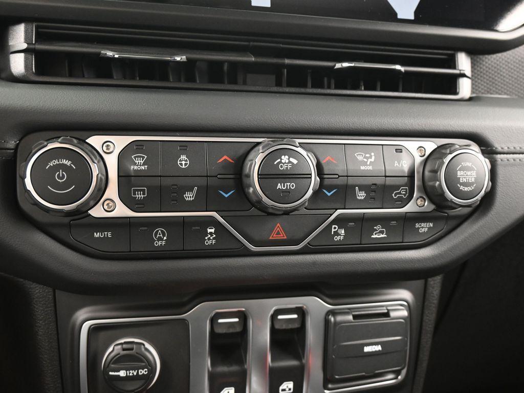 new 2026 Jeep Wrangler car, priced at $63,640