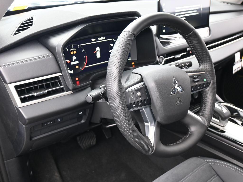 new 2026 Mitsubishi Outlander car, priced at $37,345