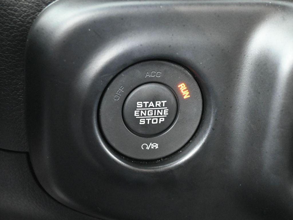 used 2022 Jeep Wrangler Unlimited car, priced at $26,999