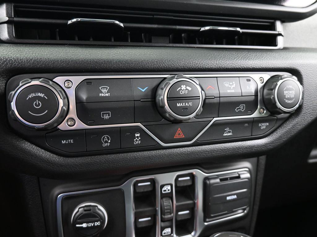 new 2026 Jeep Wrangler car, priced at $47,130