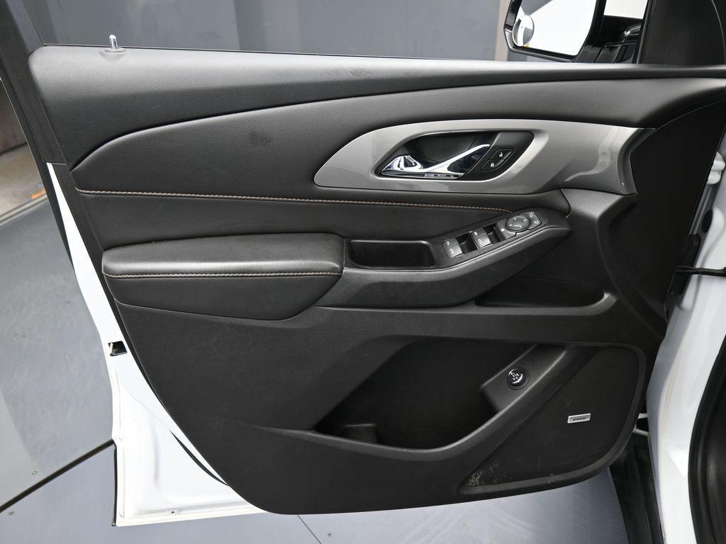 used 2019 Chevrolet Traverse car, priced at $15,991