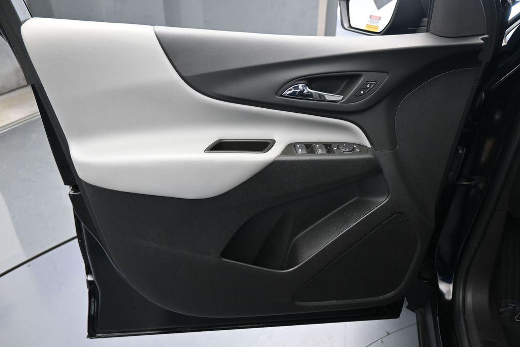 used 2024 Chevrolet Equinox car, priced at $20,991