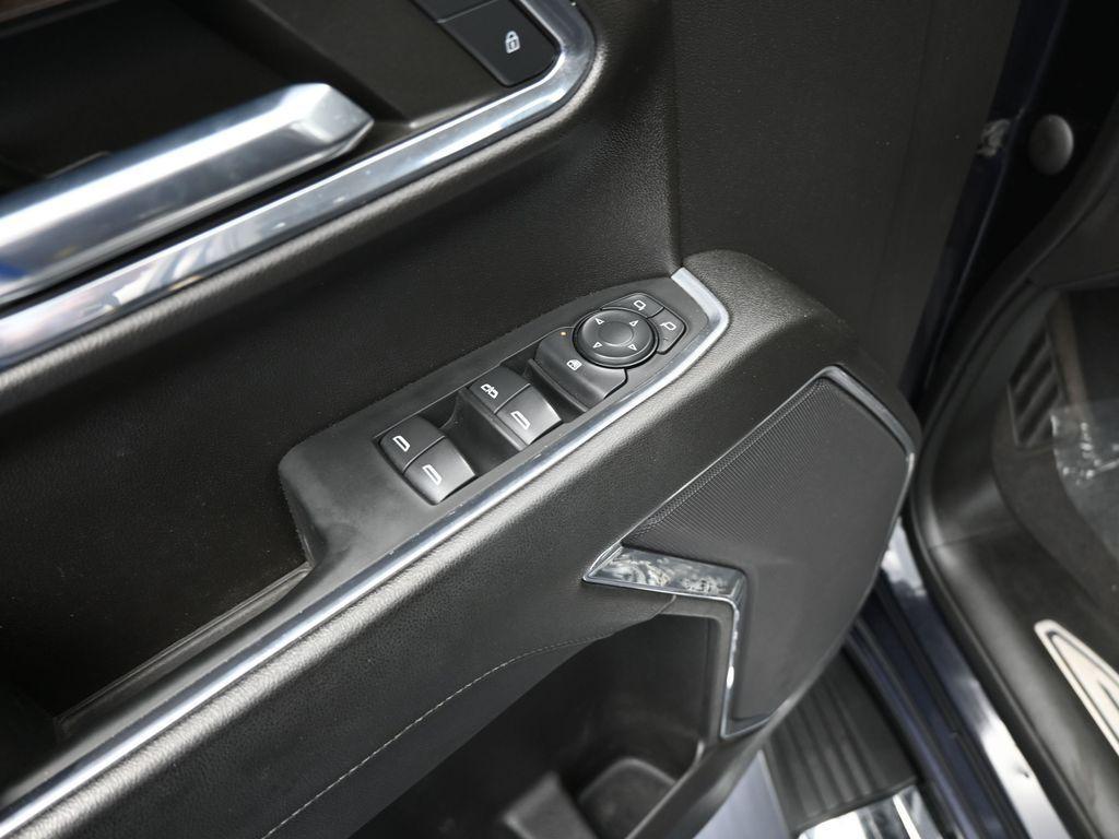 used 2023 Chevrolet Silverado 1500 car, priced at $33,300