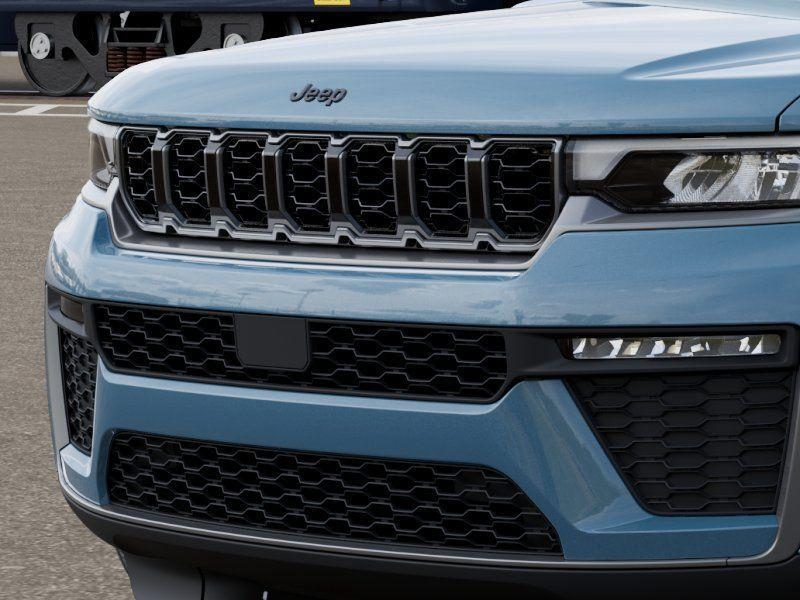 new 2026 Jeep Grand Cherokee car, priced at $40,247