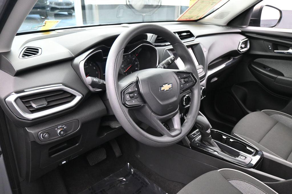 used 2023 Chevrolet TrailBlazer car, priced at $17,521