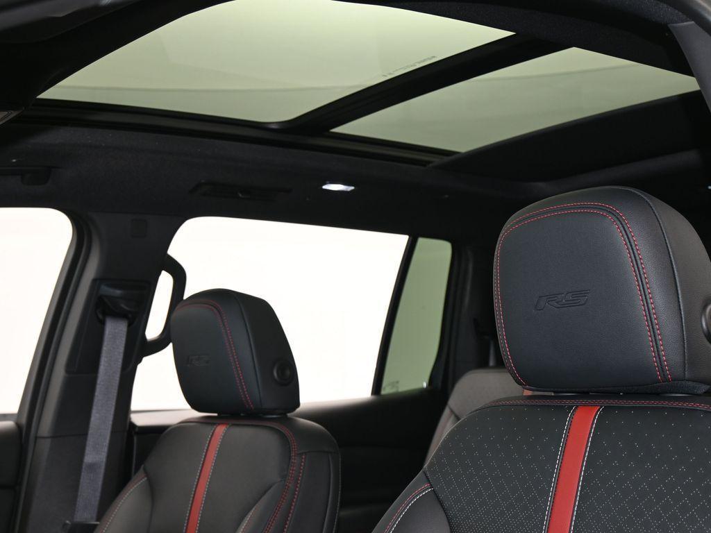 used 2024 Chevrolet Traverse car, priced at $42,583