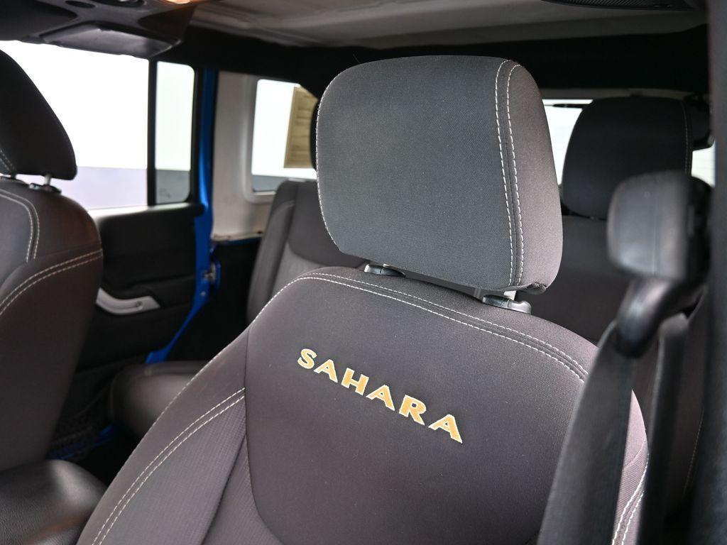 used 2015 Jeep Wrangler Unlimited car, priced at $11,222