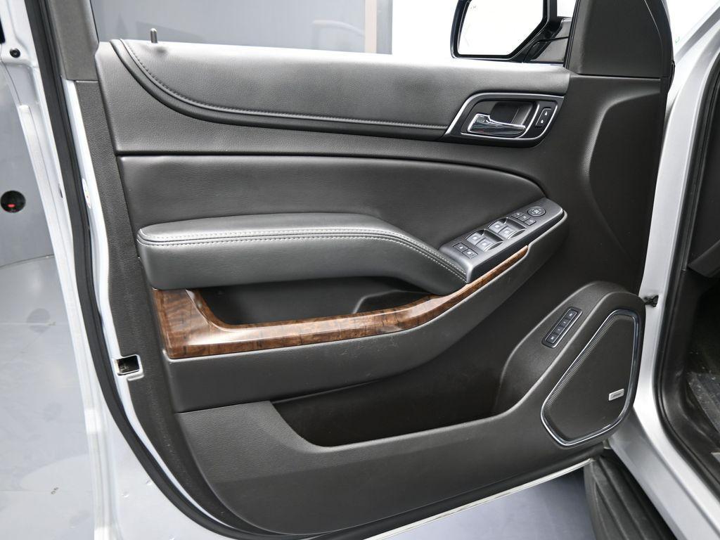 used 2018 Chevrolet Suburban car, priced at $12,989