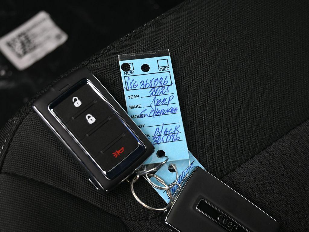 new 2025 Jeep Grand Cherokee car