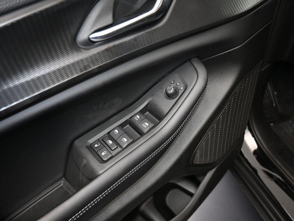 new 2025 Jeep Grand Cherokee car