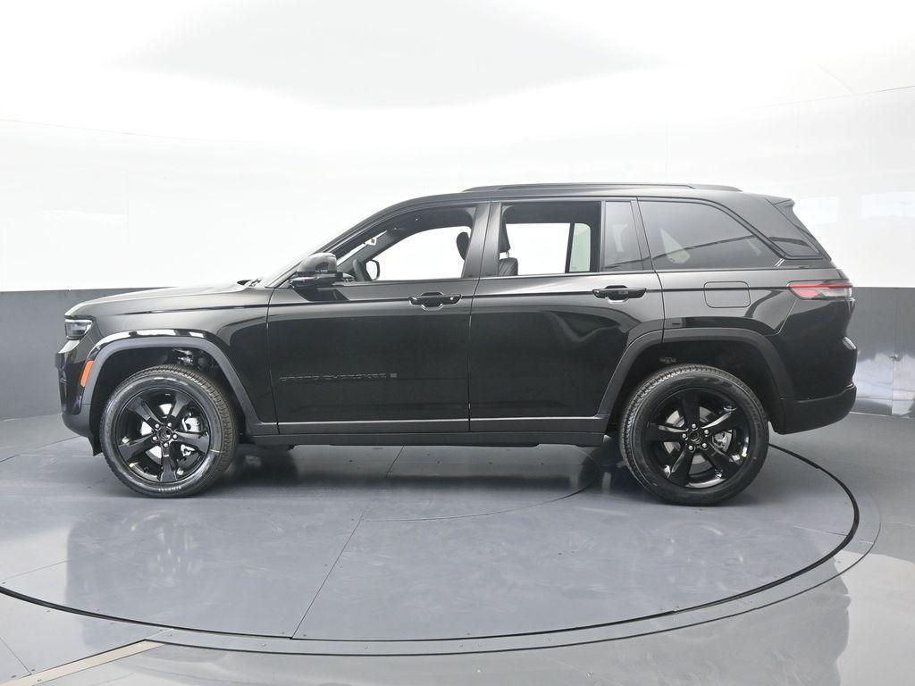 new 2025 Jeep Grand Cherokee car