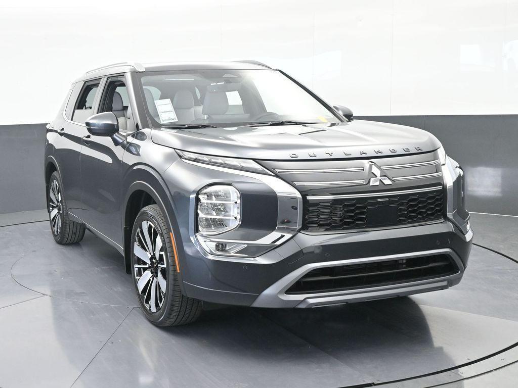 new 2026 Mitsubishi Outlander car, priced at $39,270