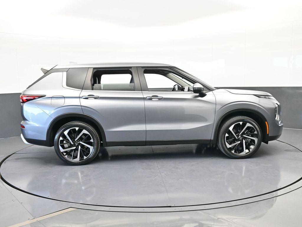 used 2022 Mitsubishi Outlander car, priced at $18,954