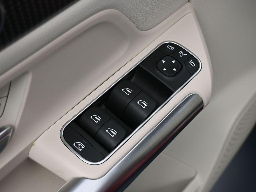 used 2022 Mercedes-Benz GLA 250 car, priced at $26,995