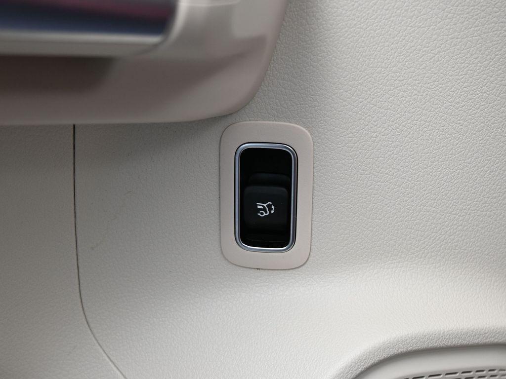 used 2022 Mercedes-Benz GLA 250 car, priced at $26,995