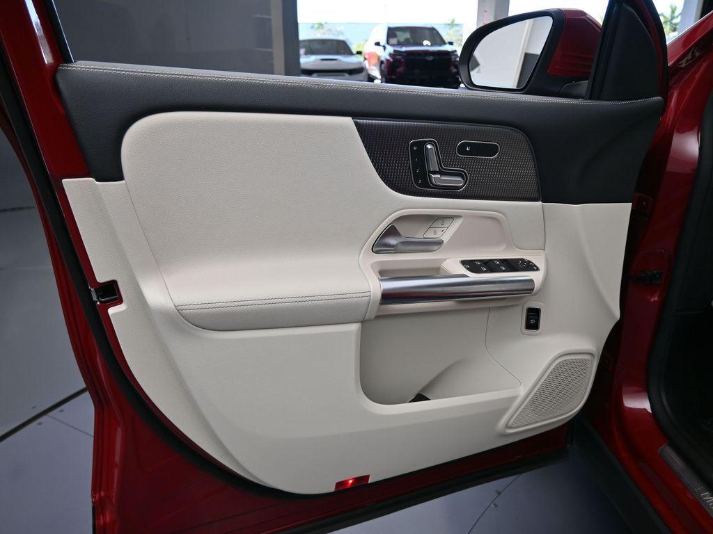 used 2022 Mercedes-Benz GLA 250 car, priced at $26,995