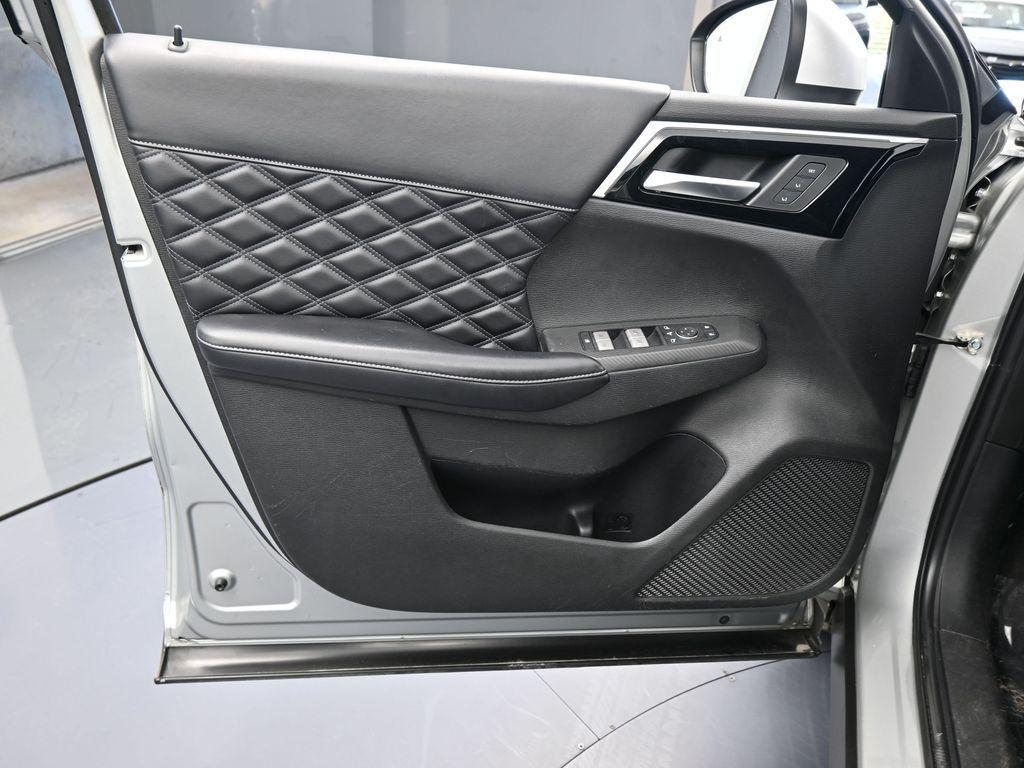 used 2022 Mitsubishi Outlander car, priced at $17,991