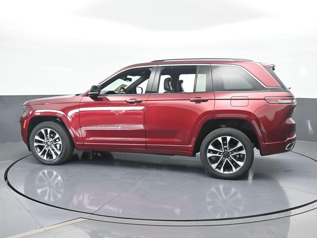 used 2023 Jeep Grand Cherokee car, priced at $34,777