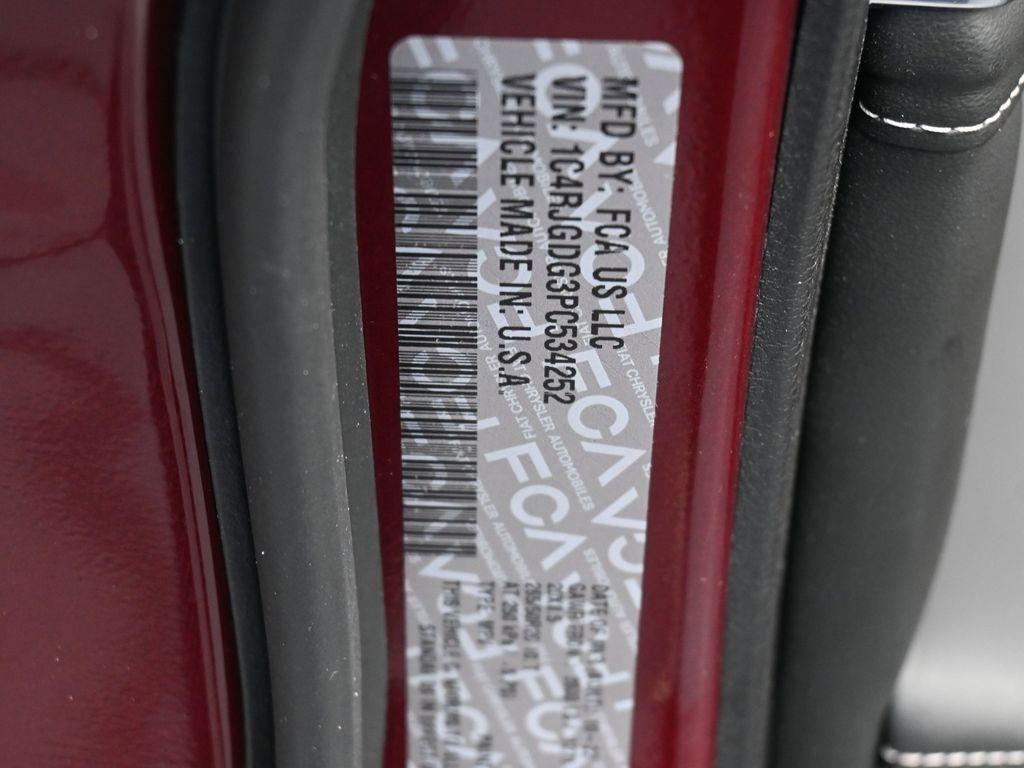 used 2023 Jeep Grand Cherokee car, priced at $34,777