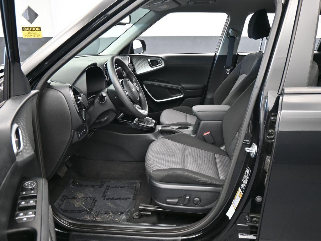 used 2024 Kia Soul car, priced at $16,991