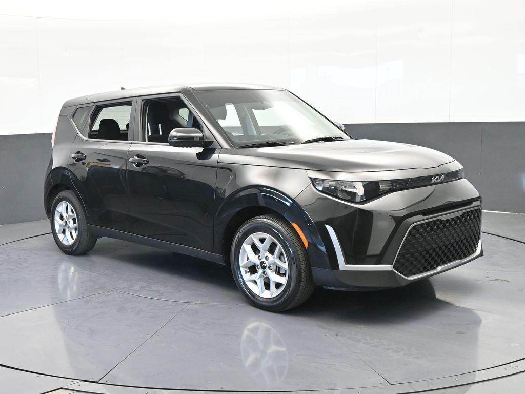 used 2024 Kia Soul car, priced at $16,991